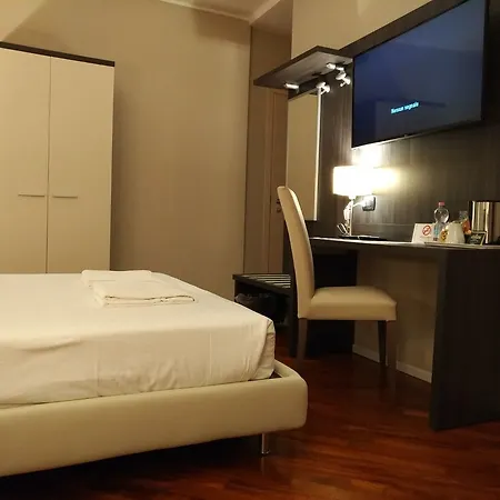 Brain & Casa de hóspedes 3*